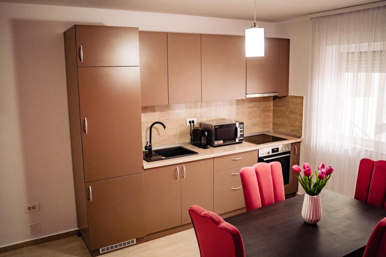 Apartment Gabriela'S Home أرادايا المظهر الخارجي الصورة